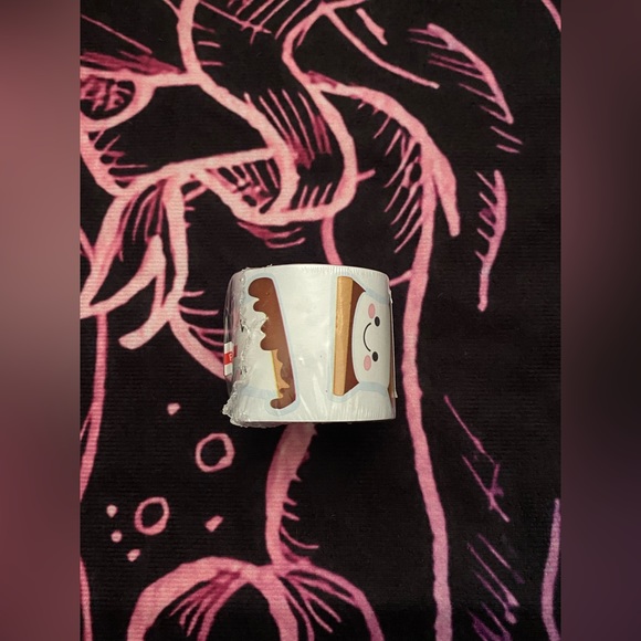 NWT Brown and White Happy S’more 100 piece stickers roll 1.5” each - Picture 1 of 3